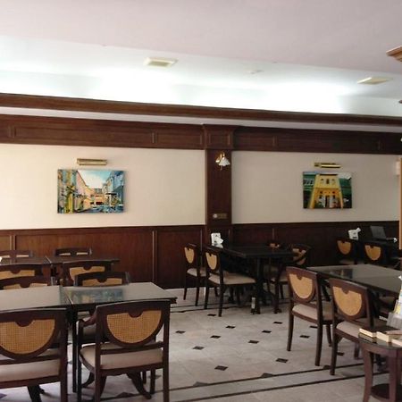 Rattana Mansion Hotel Phuket Kültér fotó