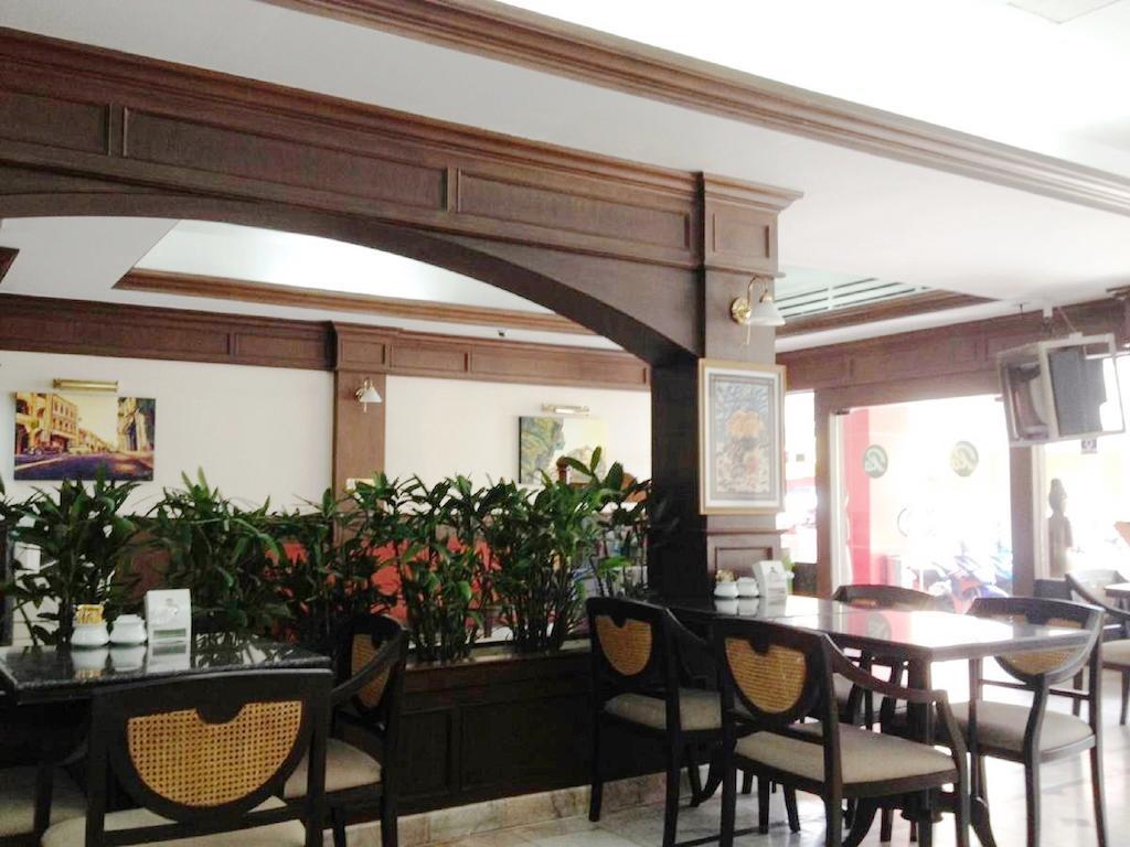 Rattana Mansion Hotel Phuket Kültér fotó