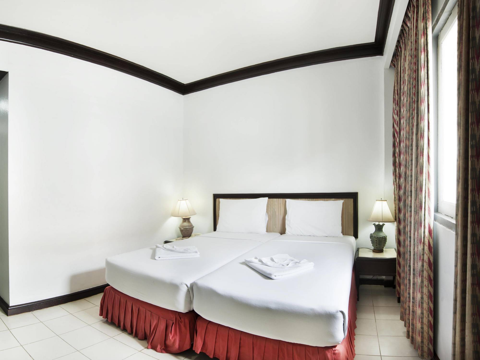 Rattana Mansion Hotel Phuket Kültér fotó