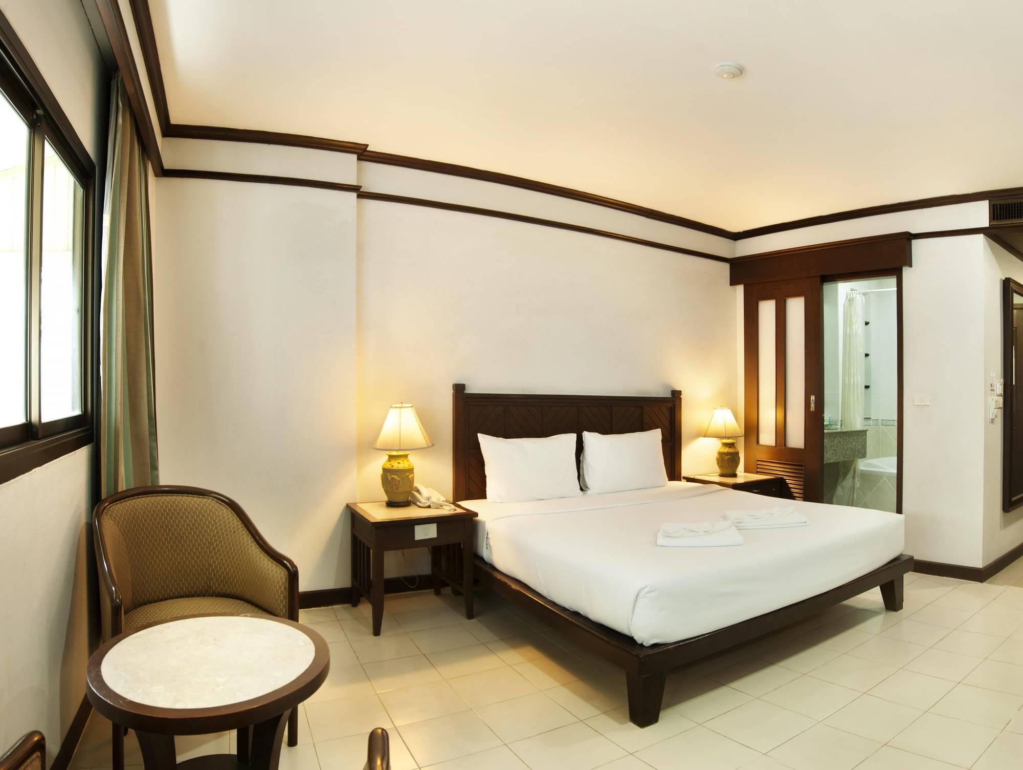 Rattana Mansion Hotel Phuket Kültér fotó