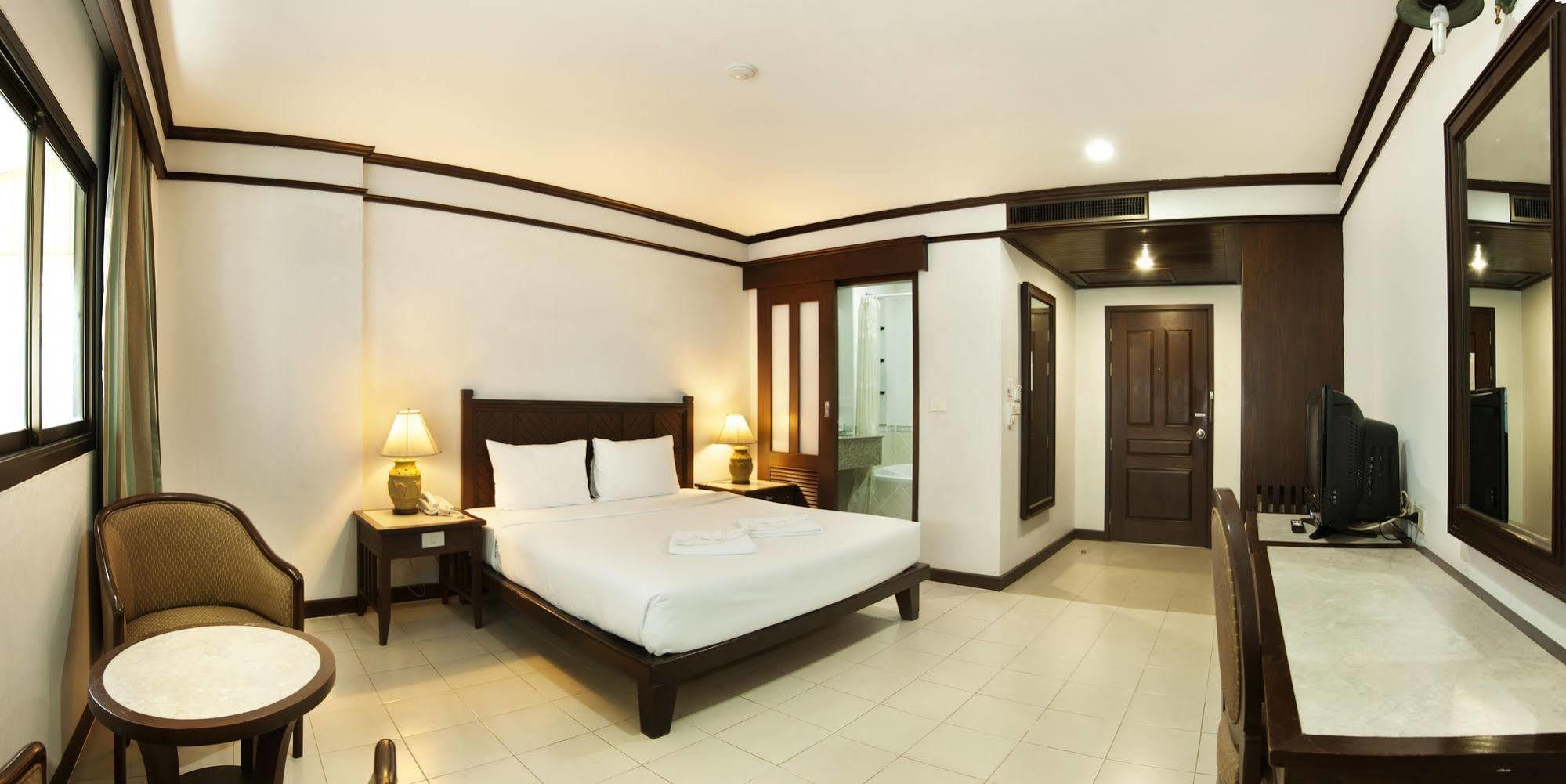 Rattana Mansion Hotel Phuket Kültér fotó